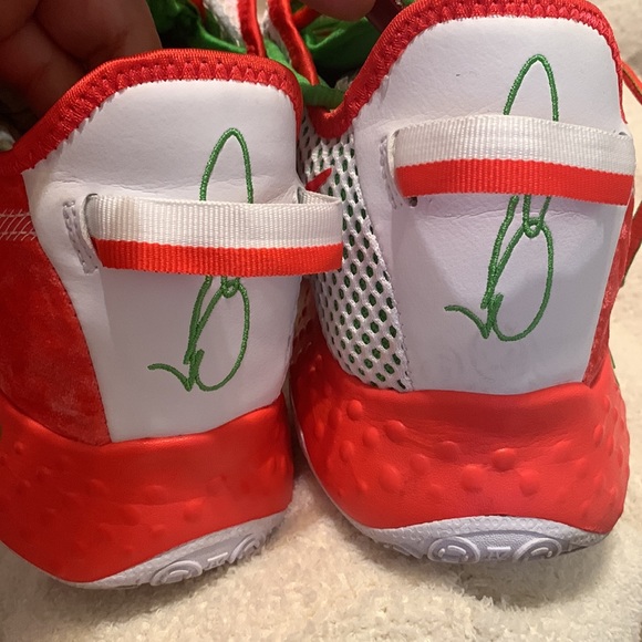 Nike - Picture 7 of 7